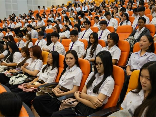 คณะศิลปศาสตร์ มหาวิทยาลัยพะเยา จัดกิจกรรมปฐมนิเทศนิสิต ชั้นปีที่ 1 ประจำปีการศึกษา 2569