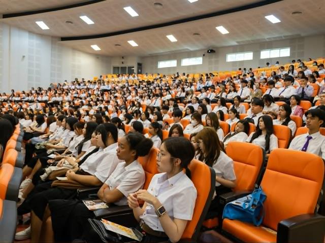 คณะศิลปศาสตร์ มหาวิทยาลัยพะเยา จัดกิจกรรมปฐมนิเทศนิสิต ชั้นปีที่ 1 ประจำปีการศึกษา 2569