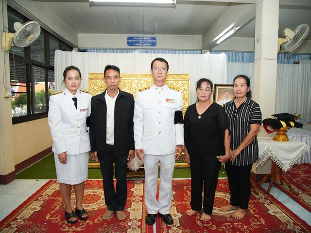 อธิการบดีมหาวิทยาลัยพะเยา มอบหมายรองอธิการบดีเป็นประธานในพิธีพระราชทานน้ำหลวงอาบศพ ผู้ช่วยศาสตราจารย์ ดร.สุนทร คล้ายอ่ำ