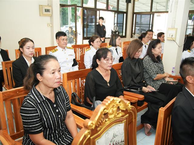 อธิการบดีมหาวิทยาลัยพะเยา มอบหมายรองอธิการบดีเป็นประธานในพิธีพระราชทานน้ำหลวงอาบศพ ผู้ช่วยศาสตราจารย์ ดร.สุนทร คล้ายอ่ำ