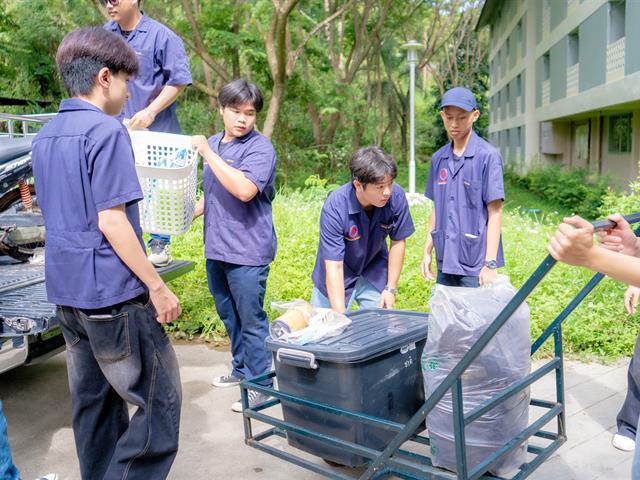 สโมสรนิสิตวิศวกรรมศาสตร์ จัดกิจกรรม EN EXPRESS 2569 รุ่นพี่อาสาช่วยน้องขนของ ต้อนรับนิสิตใหม่