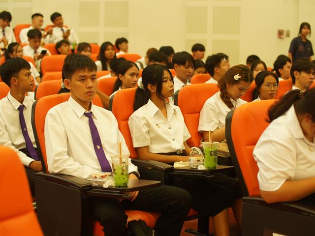 คณะวิศวกรรมศาสตร์ จัดโครงการปฐมนิเทศนิสิตใหม่ ต้อนรับฟ้ามุ่ยช่อที่ 16