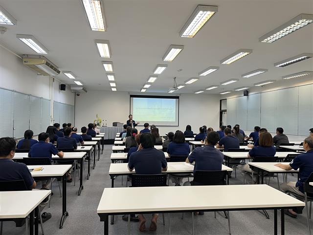 คณะวิศวกรรมศาสตร์ ถ่ายทอดองค์ความรู้ด้านการอนุรักษ์พลังงานแก่ภาคอุตสาหกรรม สร้างความตระหนักด้านการใช้พลังงานอย่างมีประสิทธิภาพ