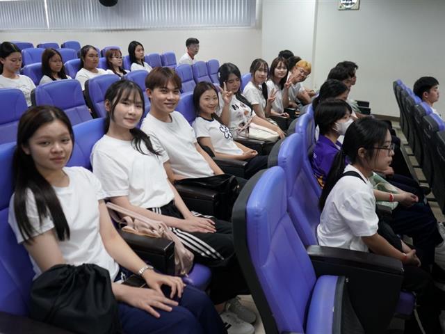 ตื่นรู้ ตื่นตัว ไม่ตื่นกลัว