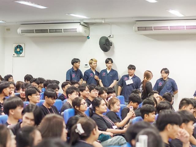 ENG-Power Up Freshman 69 (1).jpg