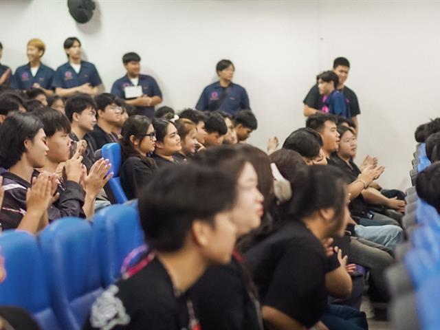ENG-Power Up Freshman 69 (3).jpg