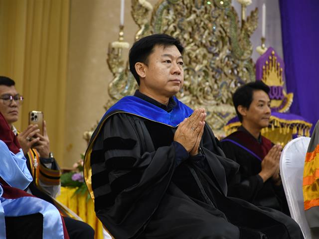 Eng-กราบคุรุปูจา (3).JPG