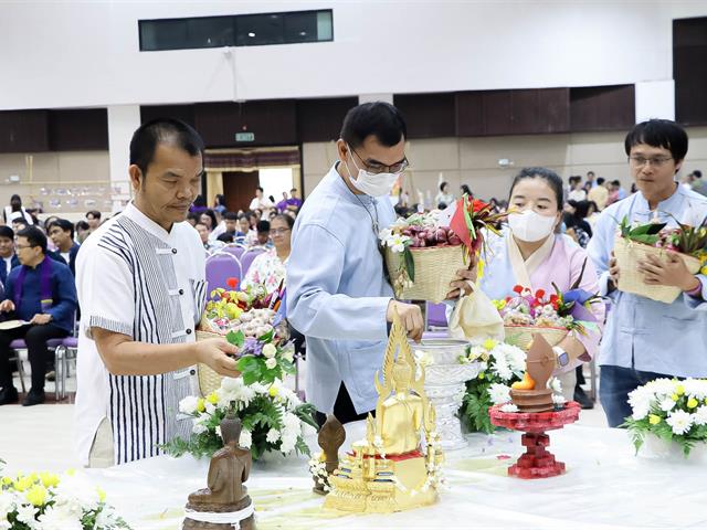 LINE_ALBUM_สระเกล้าดำหัว69_260423_44.jpg