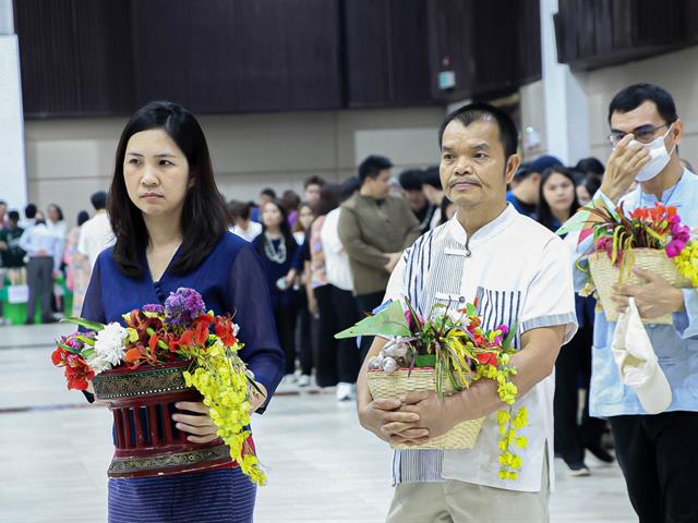 LINE_ALBUM_สระเกล้าดำหัว69_260423_51.jpg