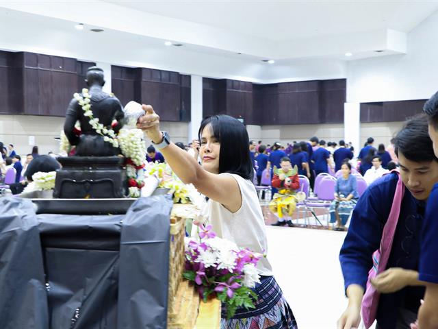 LINE_ALBUM_สระเกล้าดำหัว69_260423_34.jpg