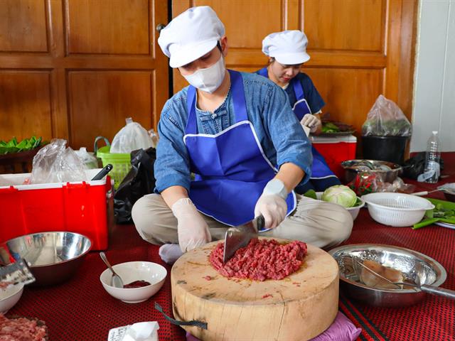 LINE_ALBUM_สระเกล้าดำหัว69_260423_77.jpg