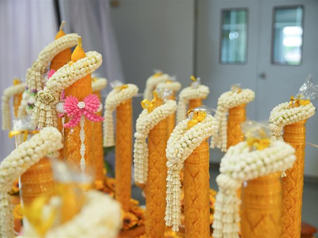 คณะทันตแพทยศาสตร์ มหาวิทยาลัยพะเยา เข้าร่วมพิธีสมโภชเทียนพรรษาและรับมอบต้นเทียนพรรษา ประจำปี 2569
