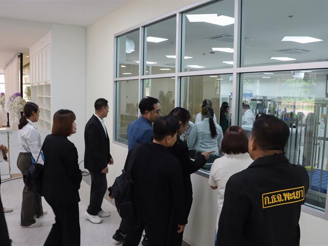 คณะกรรมการธรรมาภิบาลจังหวัดพะเยา (ก.ธ.จ. พะเยา) เยี่ยมติดตามโครงการอาคารการเรียนรู้และอนุรักษ์นกยูงไทย พร้อมร่วมพิธีเปิดคลินิกรักษาสัตว์ มหาวิทยาลัยพะเยา