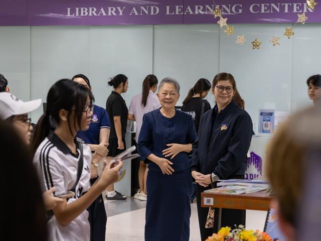 คณะศิลปศาสตร์ร่วมจัดนิทรรศการเฉลิมฉลอง 16 ปี มหาวิทยาลัยพะเยา ณ จุด Check-in สถาบันนวัตกรรมการเรียนรู้