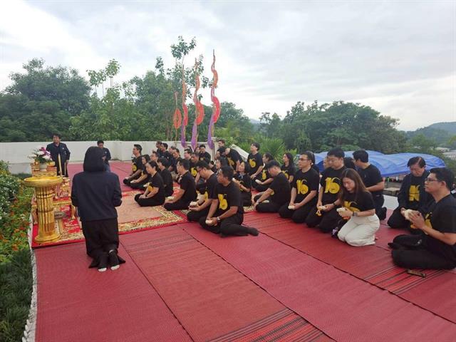 ผู้อำนวยการวิทยาเขตเชียงราย ร่วมพิธีสักการะบูชา พระพุทธภุชคารักษ์ พระพุทธรูปประจำมหาวิทยาลัยพะเยา