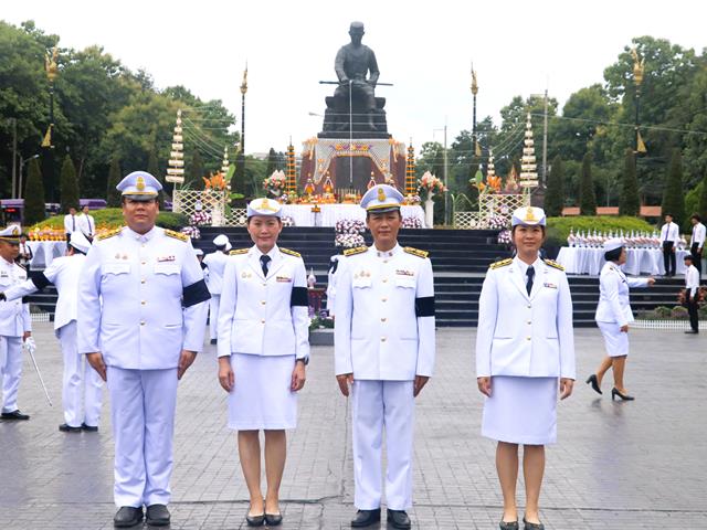 คณะรัฐศาสตร์และสังคมศาสตร์ 