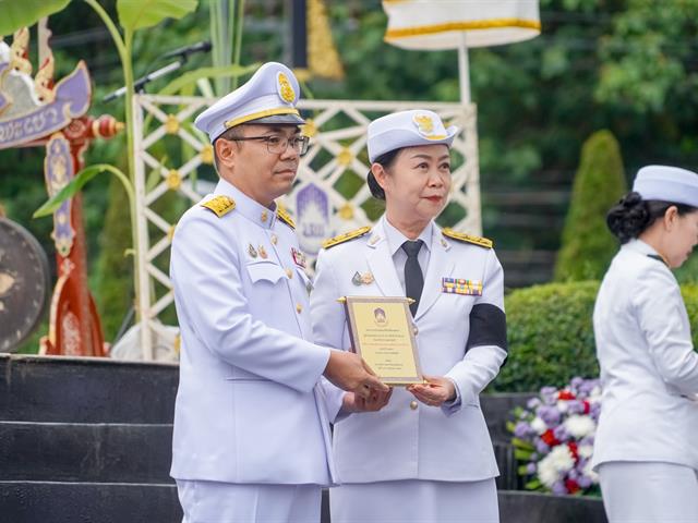 ENG-บุคลากรดีเด่น (2).jpg