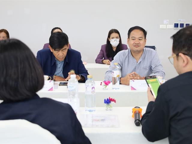 วิทยาเขตเชียงราย ต้อนรับคณะกระทรวงศึกษาธิการ แลกเปลี่ยนองค์ความรู้ด้านการวิเคราะห์ข้อมูลเพื่อการพัฒนานโยบายการศึกษาเชิงประจักษ์