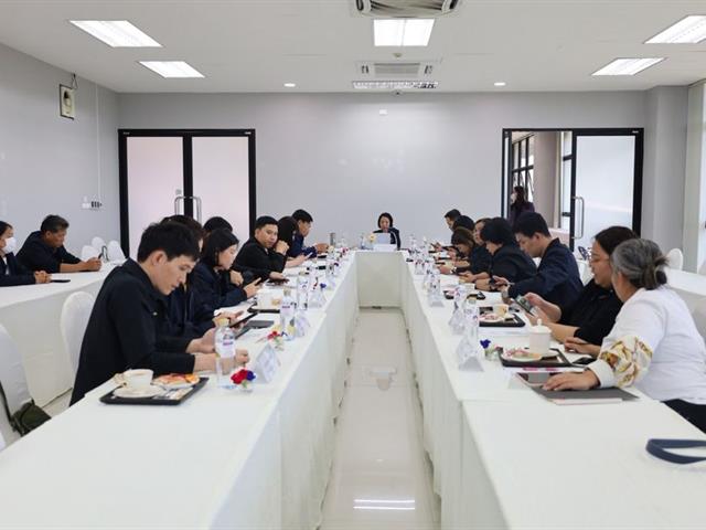 วิทยาเขตเชียงราย ต้อนรับคณะกระทรวงศึกษาธิการ แลกเปลี่ยนองค์ความรู้ด้านการวิเคราะห์ข้อมูลเพื่อการพัฒนานโยบายการศึกษาเชิงประจักษ์