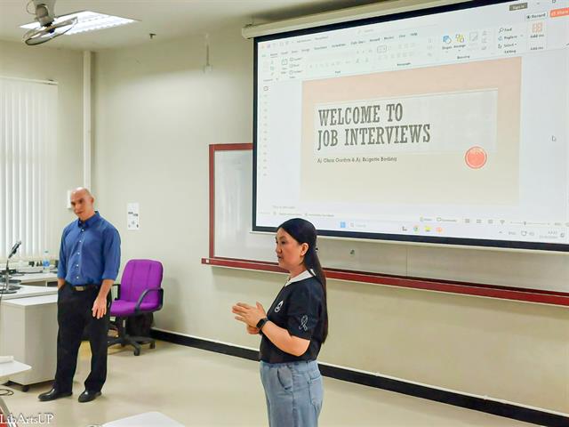 สาขาวิชาภาษาอังกฤษ คณะศิลปศาสตร์ มหาวิทยาลัยพะเยา จัดโครงการ อบรมเพื่อพัฒนาทักษะวิชาเอกสาขาวิชาภาษาอังกฤษ สำหรับนิสิต 4 ชั้นปี