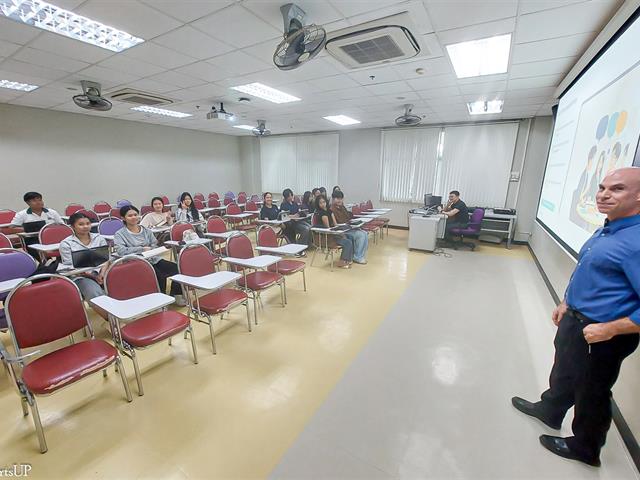 สาขาวิชาภาษาอังกฤษ คณะศิลปศาสตร์ มหาวิทยาลัยพะเยา จัดโครงการ อบรมเพื่อพัฒนาทักษะวิชาเอกสาขาวิชาภาษาอังกฤษ สำหรับนิสิต 4 ชั้นปี