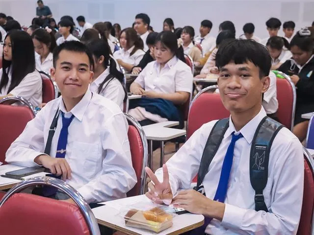 คณะรัฐศาสตร์และสังคมศาสตร์