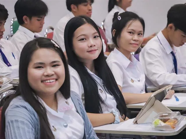คณะรัฐศาสตร์และสังคมศาสตร์