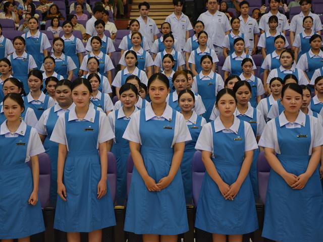 พิธีมอบหมวกและเข็มชั้นปี ประจำปีการศึกษา 2569 