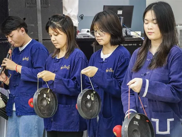 คณะรัฐศาสตร์และสังคมศาสตร์