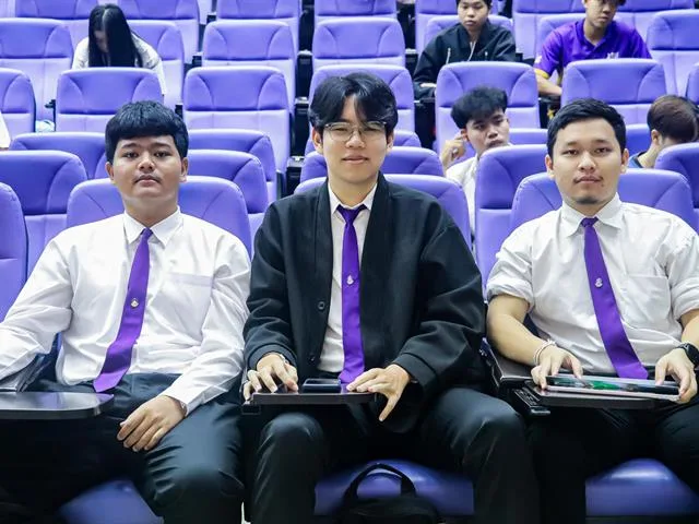คณะรัฐศาสตร์และสังคมศาสตร์