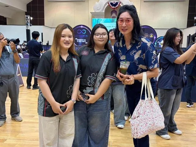 ผู้ช่วยศาสตราจารย์ ดร.พจนศักดิ์ พจนา ร่วมนำเสนอผลงานวิจัยในเวที Pitching  เตรียมความพร้อมสู่การจัดตั้งนิติบุคคลเพื่อร่วมลงทุน Holding Company ม.พะเยา