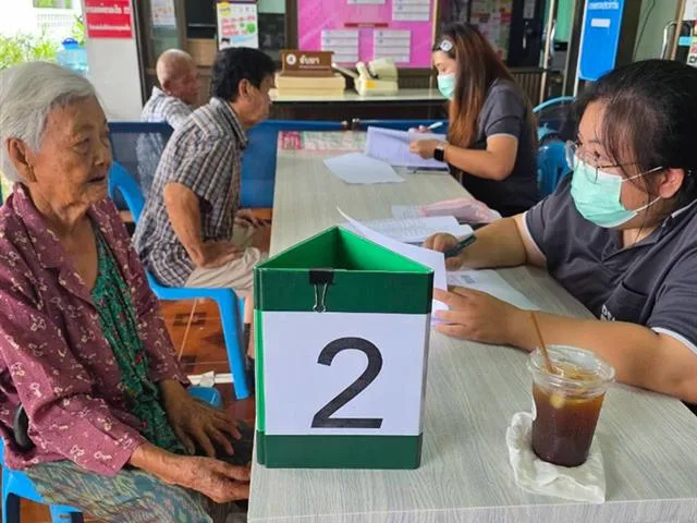 คณะทันตแพทยศาสตร์ มหาวิทยาลัยพะเยา ร่วมกับ มหาวิทยาลัยนีงาตะ ลงพื้นที่ รพ.สต.ท่าวังทอง ติดตามสุขภาพผู้สูงอายุปีที่ 2 ภายใต้วิจัยระยะยาว 3 ปี