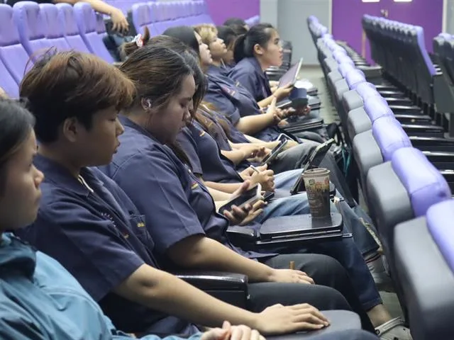 คณะวิศวกรรมศาสตร์ เตรียมความพร้อมนิสิตก่อนฝึกงาน เสริมความรู้กฎหมายคอมพิวเตอร์และ IT สู่การทำงานอย่างมืออาชีพ