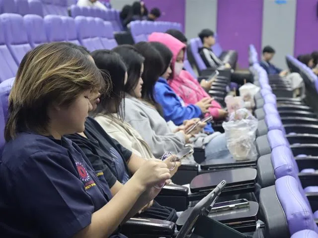 Engineering Prepares Students for Professional Practice Strengthening Knowledge of Computer and IT Laws for Responsible Professional Practice