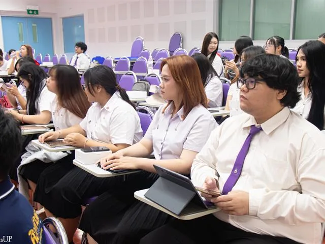 คณะศิลปศาสตร์จัดโครงการวิจัยและพัฒนาหลักสูตรสู่การสร้างนวัตกรรมทางวิชาชีพ