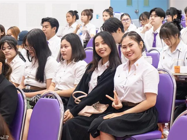 คณะศิลปศาสตร์จัดโครงการวิจัยและพัฒนาหลักสูตรสู่การสร้างนวัตกรรมทางวิชาชีพ
