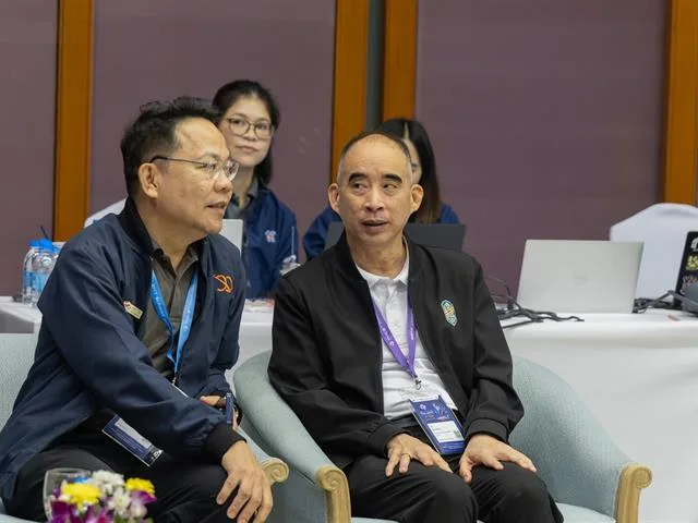ผู้เข้าร่วมโครงการแลกเปลี่ยนเรียนรู้ข้อคิดเห็นและข้อเสนอแนะร่วมกัน