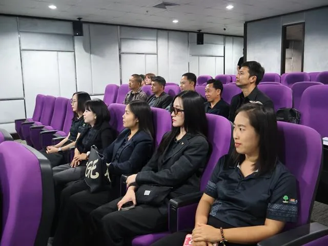 ต้อรับคณะศึกษาดูงานโรงเรียนบ้านใหม่รัตนโกสินทร์ อำเภอแม่เมาะ