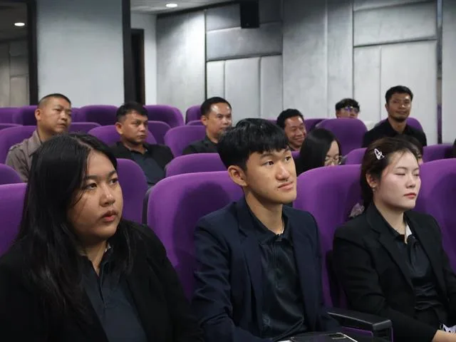 ต้อรับคณะศึกษาดูงานโรงเรียนบ้านใหม่รัตนโกสินทร์ อำเภอแม่เมาะ