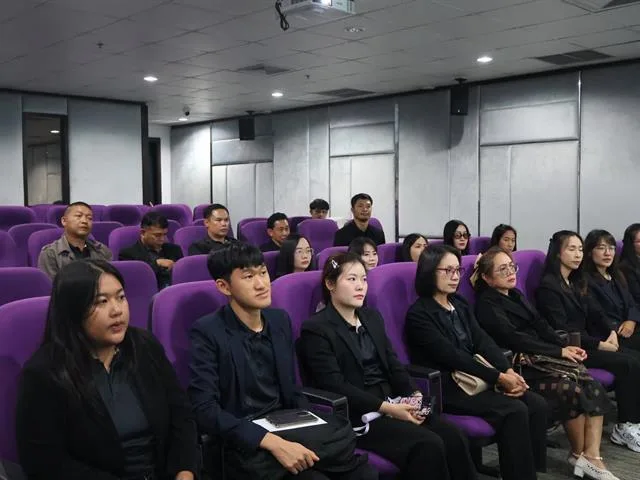 ต้อรับคณะศึกษาดูงานโรงเรียนบ้านใหม่รัตนโกสินทร์ อำเภอแม่เมาะ