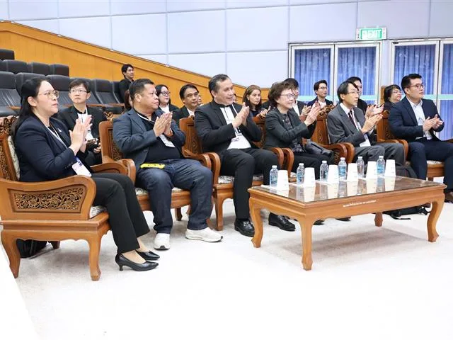 เข้าร่วมการประชุมนานาชาติ