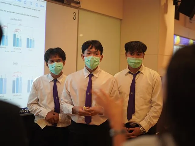 นิสิตกายภาพบำบัด ชั้นปีที่ 4 มหาวิทยาลัยพะเยา จัดการนำเสนอผลงานทางวิชาการในรูปแบบโปสเตอร์ (Poster Presentation)