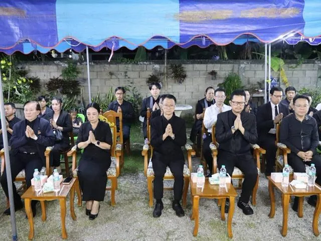 อธิการบดีมหาวิทยาลัยพะเยา พร้อมผู้บริหาร ร่วมเป็นเจ้าภาพบำเพ็ญกุศลศพ  ผศ.พชรธัช ไชย