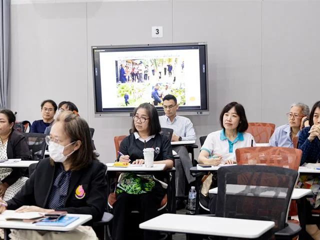 กองบริหารงานวิจัย จัดประชุมชี้แจงแนวทางการรับทุนสนับสนุนการวิจัย อพ.สธ.-มพ. ประจำปีงบประมาณ 2570