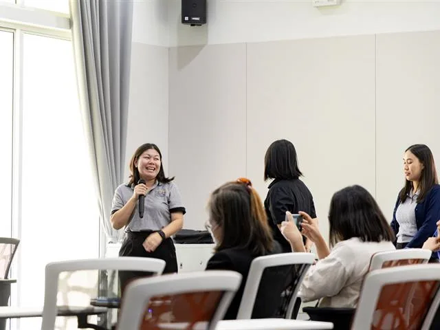 กองบริหารงานวิจัย จัดประชุมชี้แจงแนวทางการรับทุนสนับสนุนการวิจัย อพ.สธ.-มพ. ประจำปีงบประมาณ 2570