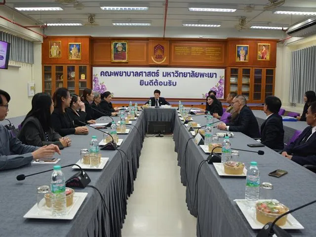 มูลนิธิช่วยนักเรียนที่ขาดแคลน ในพระบรมราชินูปถัมภ์ (ม.น.ข.) มอบทุนการศึกษาแก่นิสิตหลักสูตรประกาศนียบัตรผู้ช่วยพยาบาล