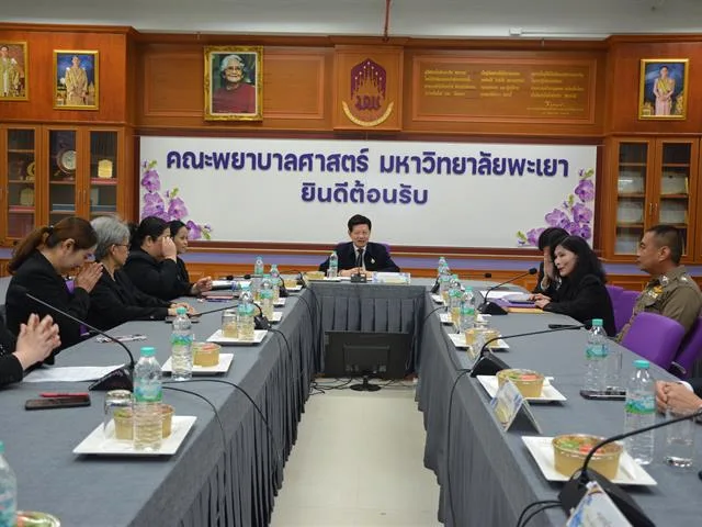 มูลนิธิช่วยนักเรียนที่ขาดแคลน ในพระบรมราชินูปถัมภ์ (ม.น.ข.) มอบทุนการศึกษาแก่นิสิตหลักสูตรประกาศนียบัตรผู้ช่วยพยาบาล