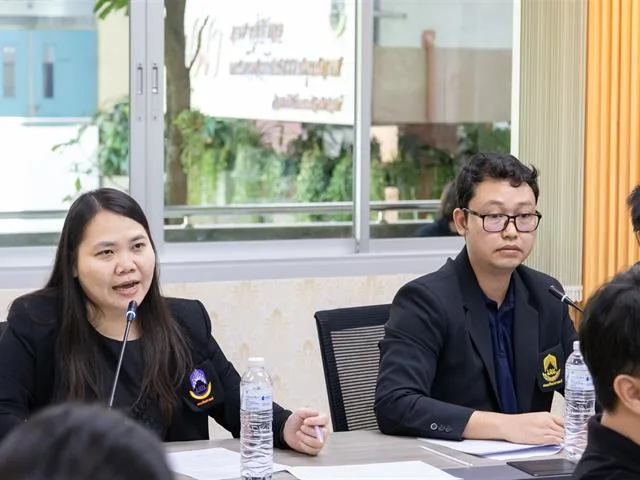 คณะศิลปศาสตร์ มหาวิทยาลัยพะเยา ดำเนินโครงการประชุมบุคลากรและสร้างความสัมพันธ์ ภายใต้กิจกรรม “การสร้างความรู้ความเข้าใจด้านงานเอกสารสำหรับบุคลากรชาวต่างชาติ  พร้อมขับเคลื่อนความเป็นสากลของมหาวิทยาลัย”