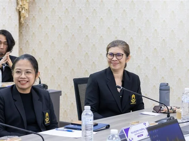คณะศิลปศาสตร์ มหาวิทยาลัยพะเยา ดำเนินโครงการประชุมบุคลากรและสร้างความสัมพันธ์ ภายใต้กิจกรรม “การสร้างความรู้ความเข้าใจด้านงานเอกสารสำหรับบุคลากรชาวต่างชาติ  พร้อมขับเคลื่อนความเป็นสากลของมหาวิทยาลัย”