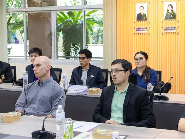 School of Liberal Arts Hosts Personnel Meeting and Internationalization Workshop on Work Permits and Visas for International Staff